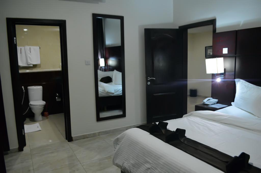 De Santos Hotel Agege Room photo